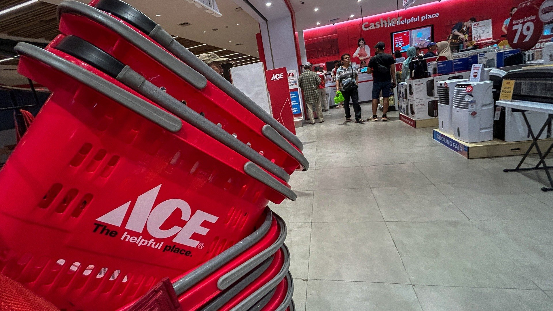  Target Harga ACES Jelang Rebranding Merek Baru