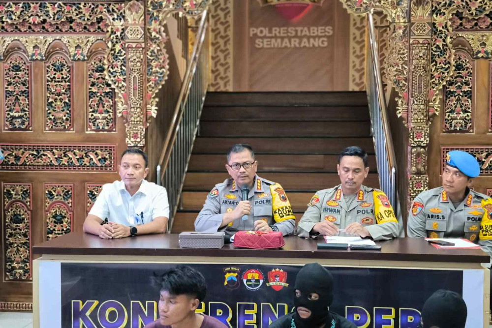  Polda Jateng Tahan Oknum Polisi Pelaku Penembakan Pelajar Semarang