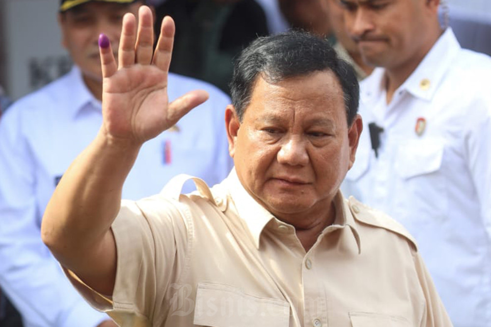  Momen Prabowo Menangis di Hadapan Guru: Saya Akan Berusaha Sejahterakan Kalian