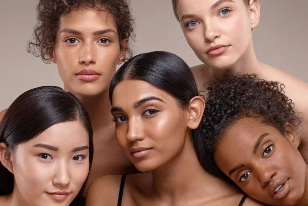 Simak tips untuk menjaga warna bibir/Tatler Asia