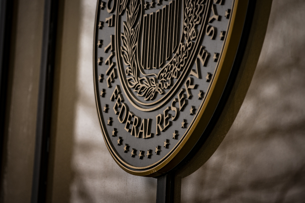 Logo US Federal Reserve Board of Governors di Gedung Federal Reserve (The Fed), Washington DC, Amerika Serikat. / Bloomberg-Samuel Corum