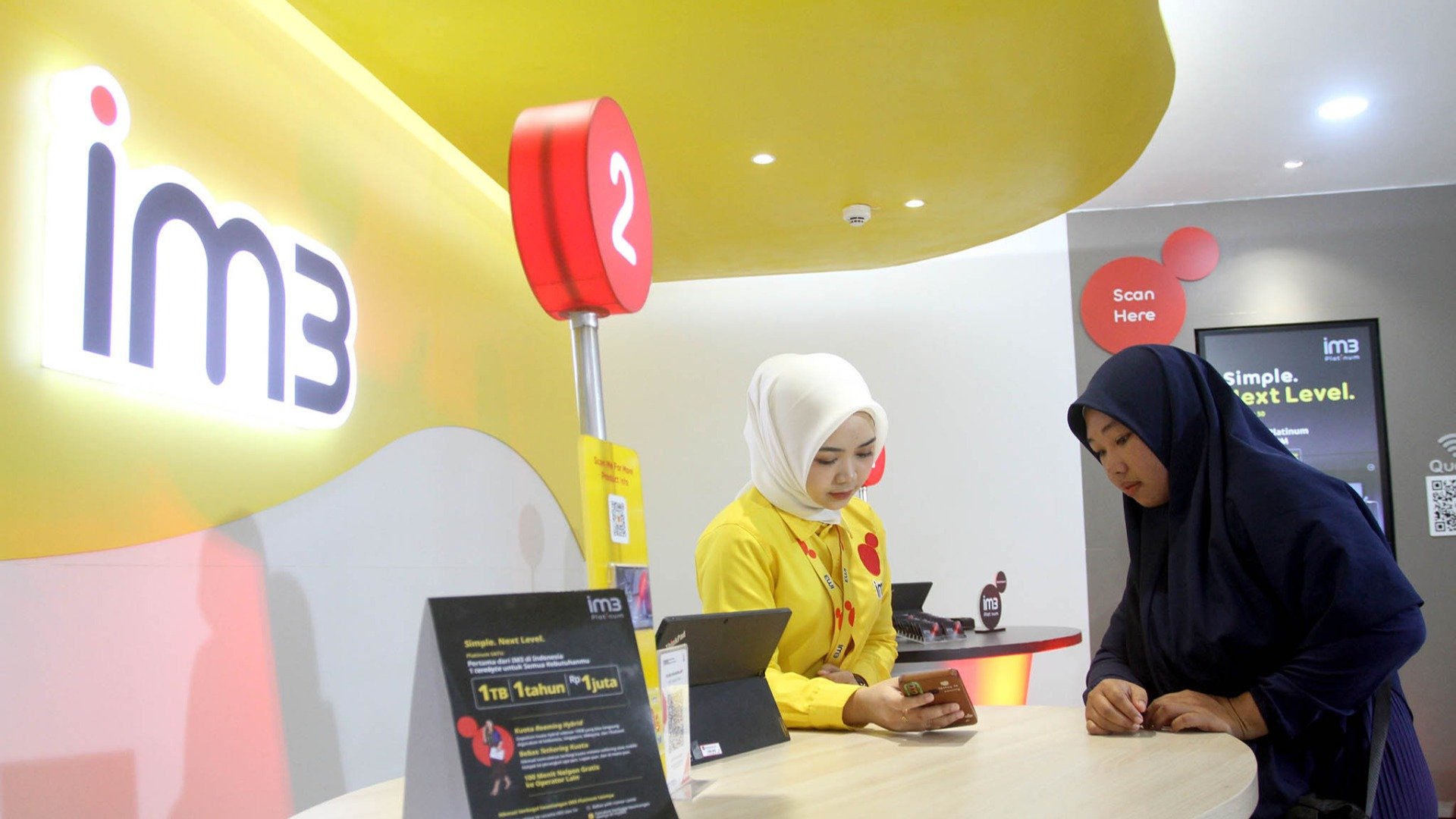  Historia Bisnis: Indosat Jatuh ke ST Telemedia, Pemerintah Terima Rp5,62 Triliun