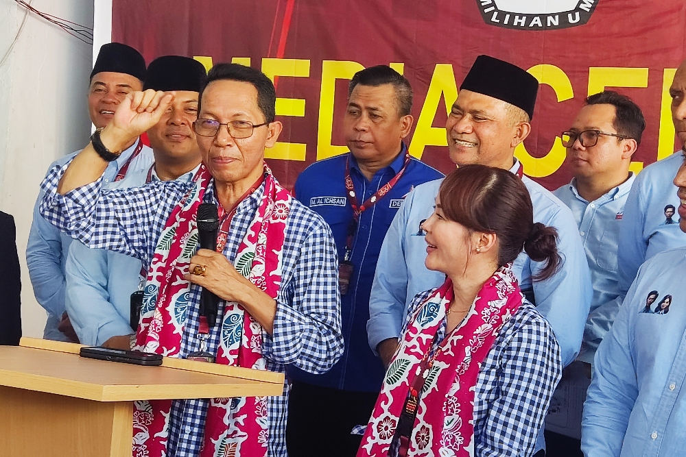 Paslon Amsakar Achmad-Li Claudia Chandra memenangkan Pilkada Batam 2024.