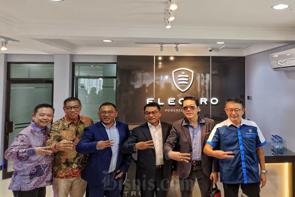  Moeldoko Buka Dealer Motor Listrik Electro di Jakarta Barat