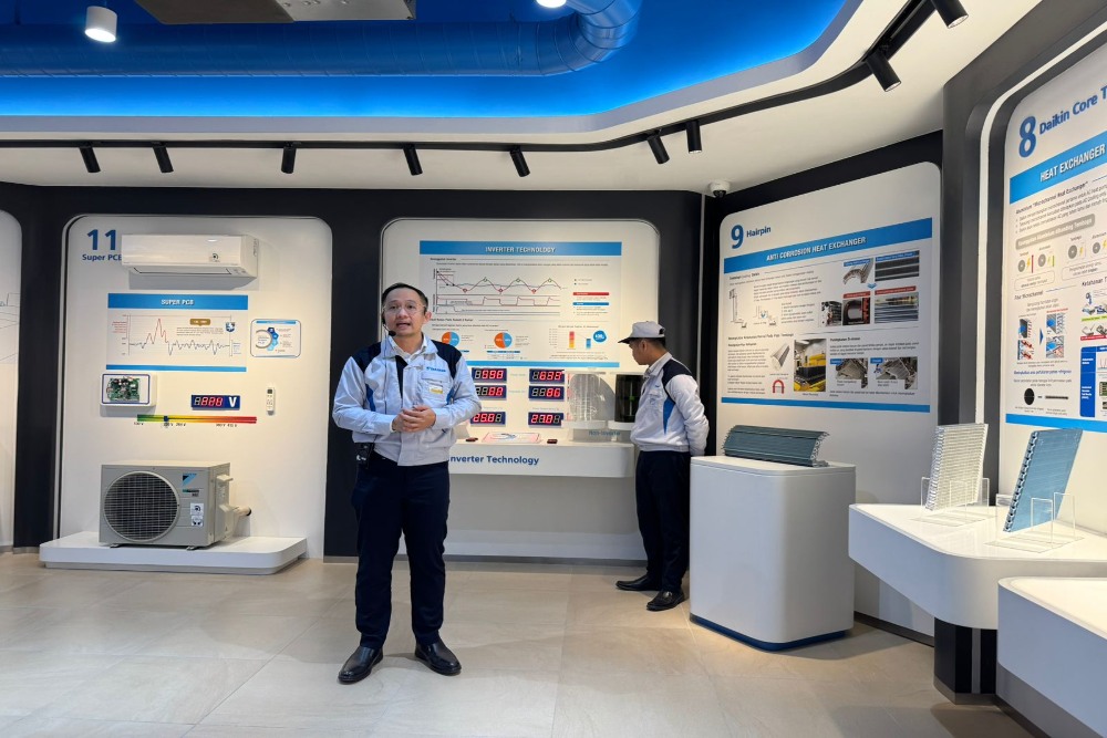 Pabrik Daikin. Daikin Industries Indonesia (DIID) resmi merampungkan pabrik AC full scale pertama di Indonesia senilai Rp3,3 triliun yang berlokasi di kawasan industri GIIC, Cikarang. BISNIS - Afiffah Rahmah