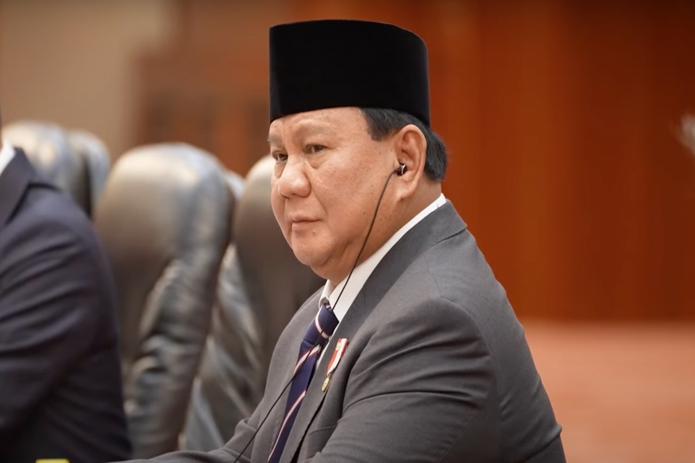 Presiden Prabowo Subianto saat menggelar rapat bersama dengan para petinggi China/Dok. YouTube Sekretaria Presiden