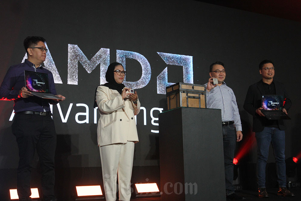 AMD Luncurkan Prosesor Ryzen™ AI PRO 300 Series