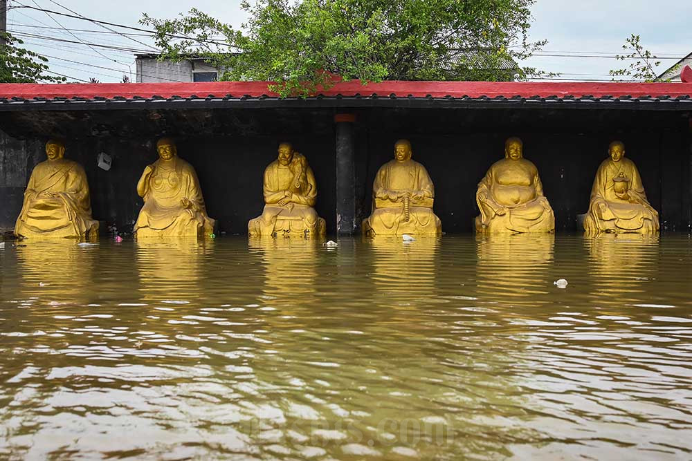  Banjir Rob Rendam Kampung Dadap, Kosambi, Kabupaten Tangerang