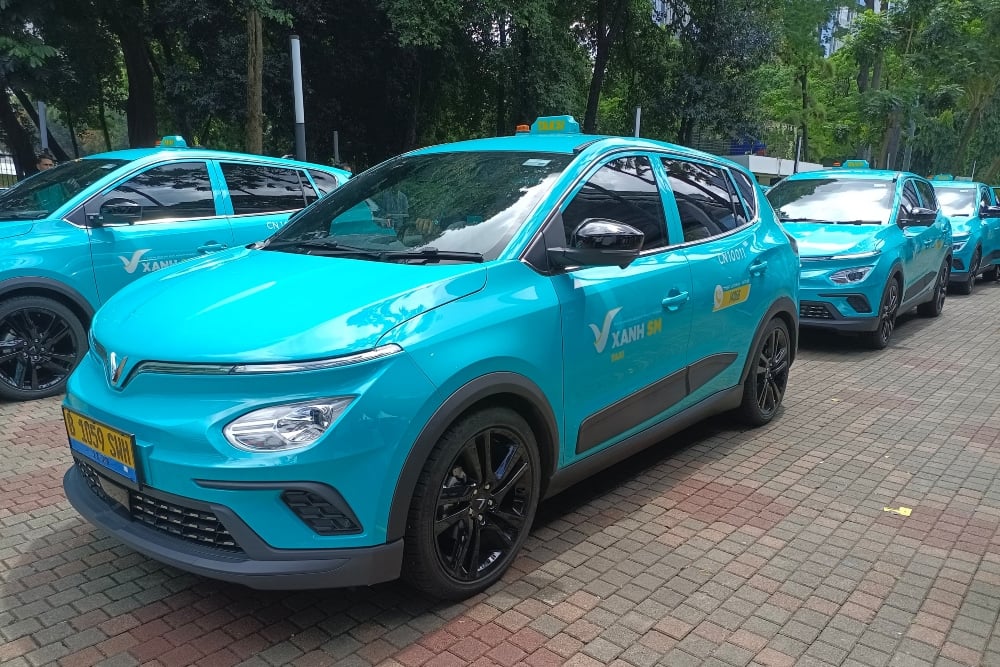  Taksi Listrik Vietnam Xanh SM Tak Anggap Blue Bird Kompetitor