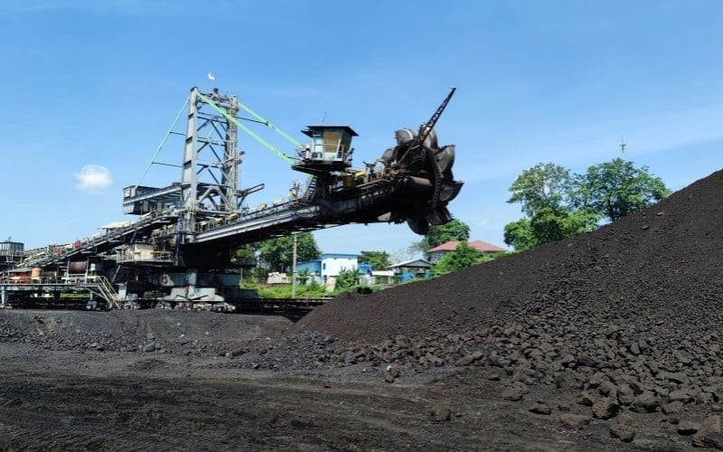 Harga Batu Bara Tertekan Banjir Produksi China