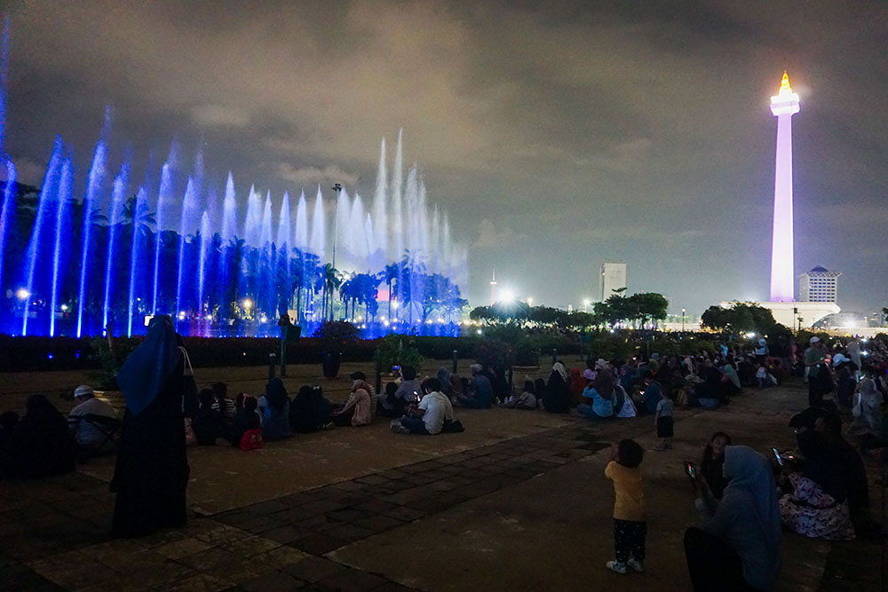  Pertunjukan Air Mancur Menari Di Kawasan Monas