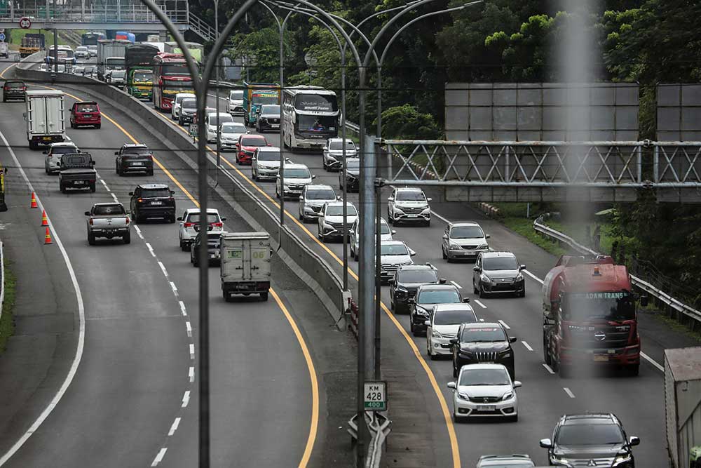  Jasa Marga Mencatat Adanya Lonjakan Kendaraan di Sejumlah Ruas Jalan Tol Trans Jawa