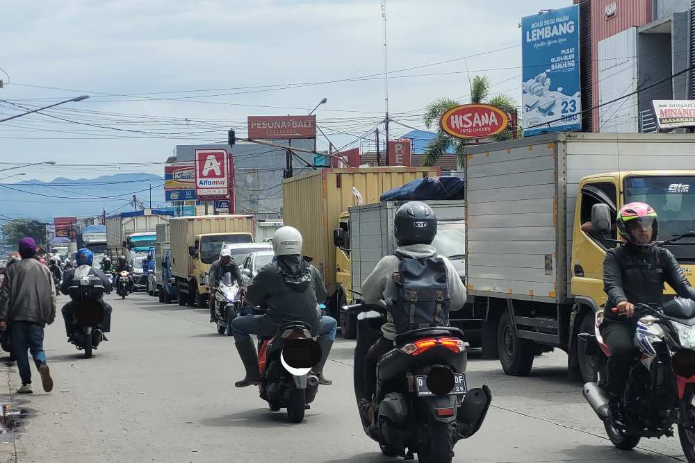  Libur Nataru, Arus Kendaraan ke Jabar Didominasi Arah Puncak