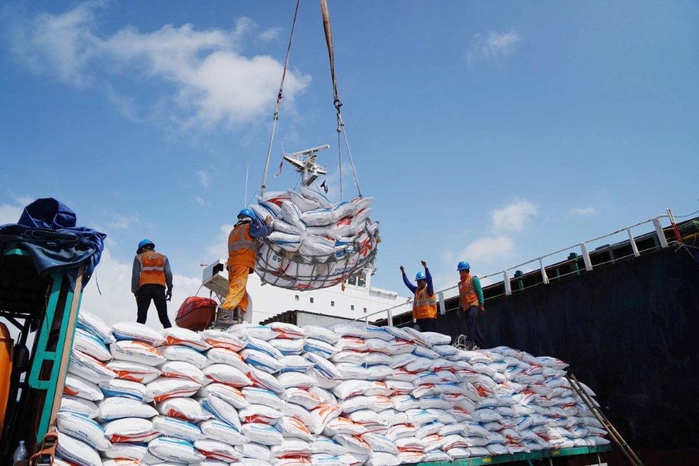  Pelindo Multi Terminal Jamin Kelancaran Bongkar Komoditas Beras