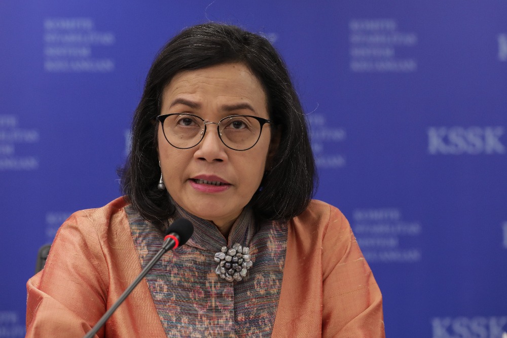 Menteri Keuangan Sri Mulyani Indrawati memberikan paparan saat konferensi pers di Jakarta, Jumat (2/82024). JIBI/Bisnis/Fanny Kusumawardhani