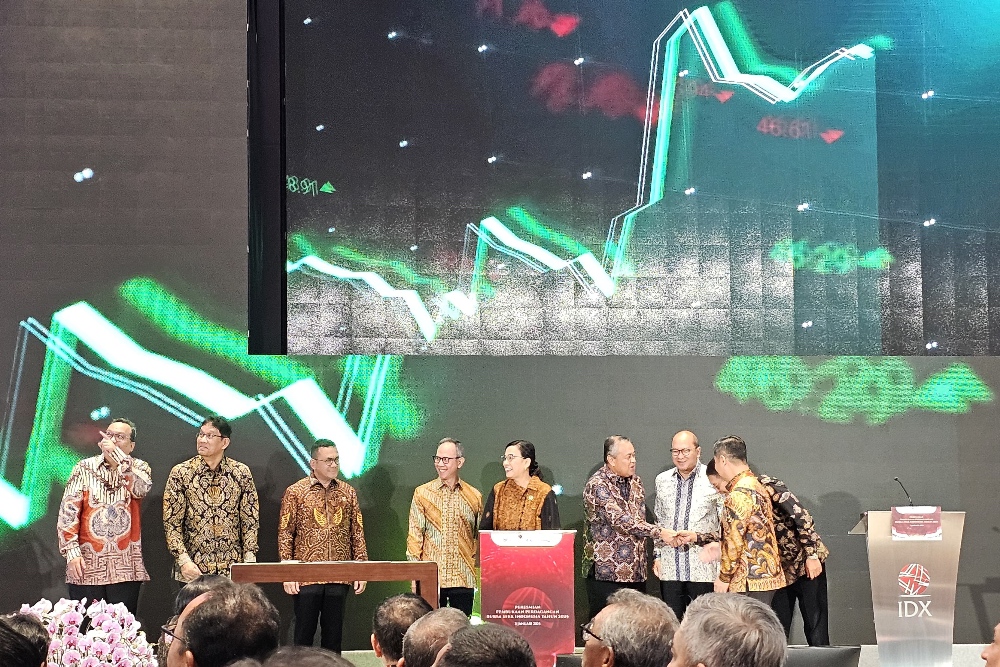  Pembukaan Pasar Saham 2025, Bos OJK Sebut Volatilitas Tahun Lalu Luar Biasa