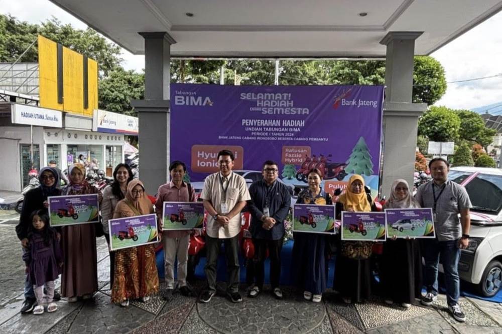  Bank Jateng Wonosobo Serahkan Hadiah dari Semesta Undian Tabungan Bima