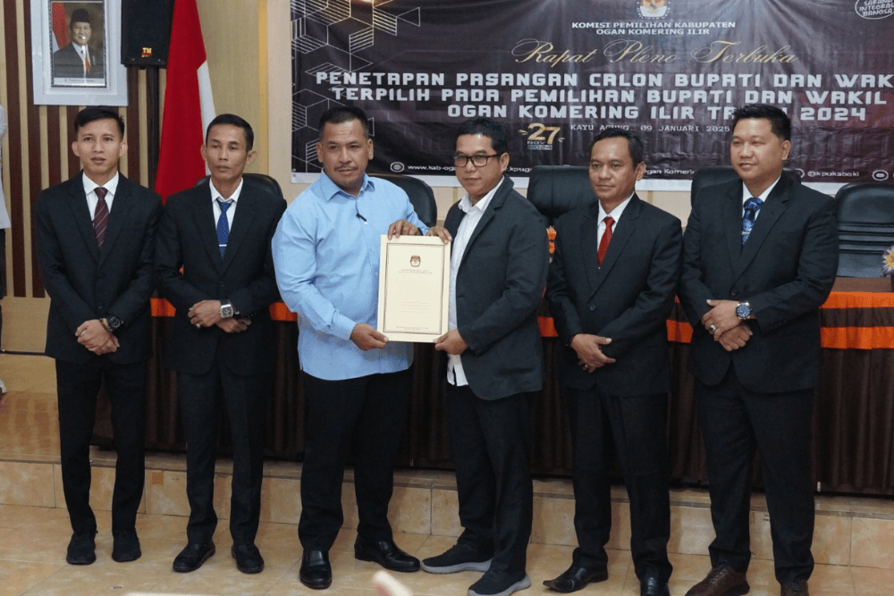  KPU Tetapkan Muchendi-Supriyanto sebagai Bupati dan Wabup OKI Terpilih 2025-2030
