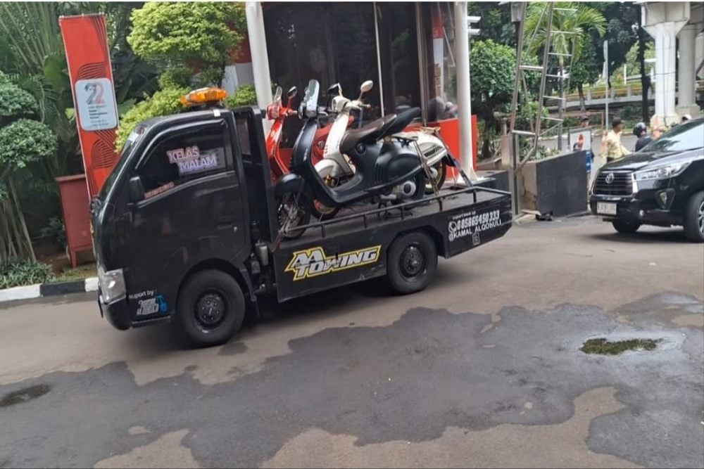  KPK Sita Vespa dan Mobil dari Bekas Dirut BUMN di Kasus LPEI