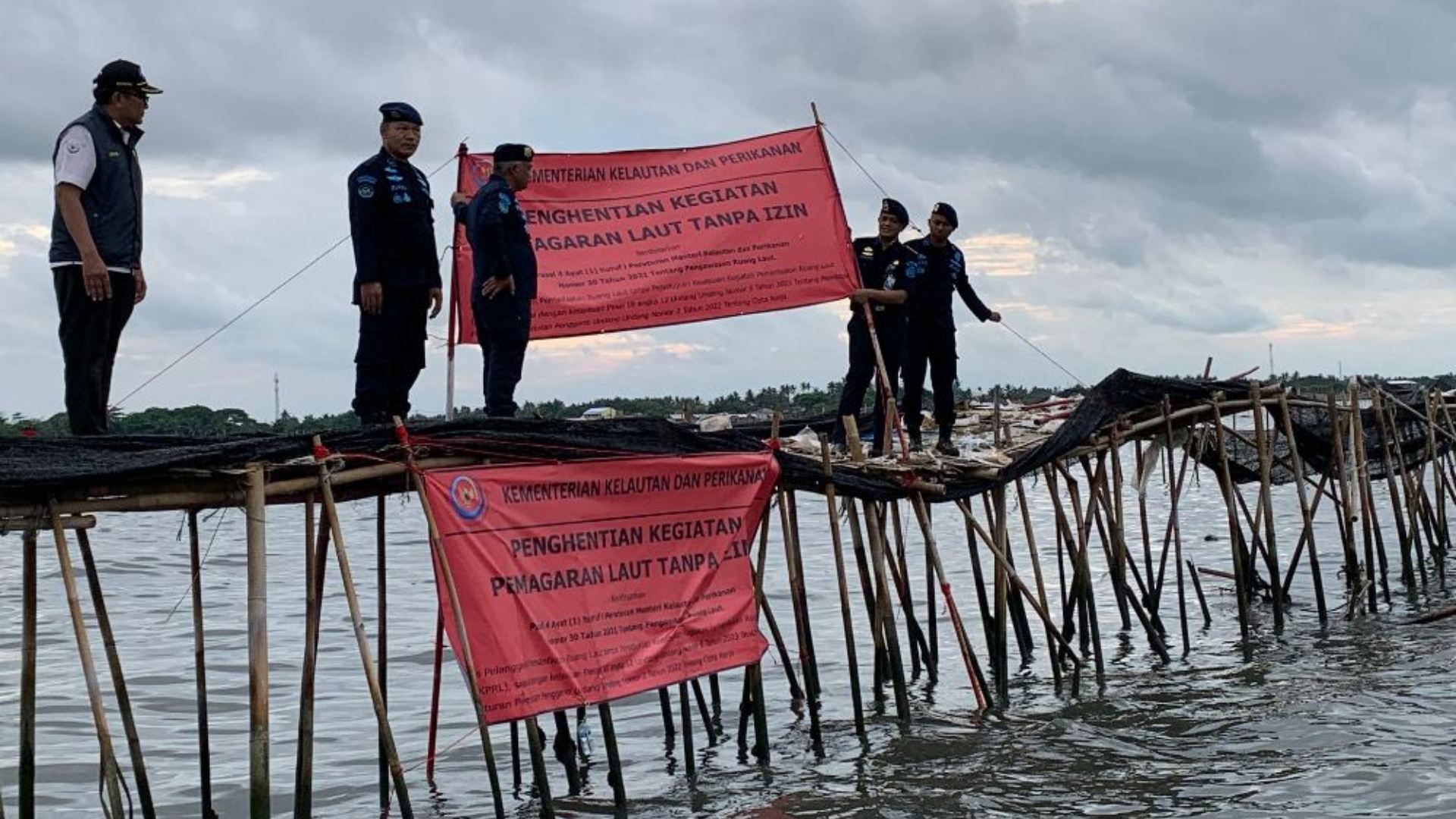  Kisruh Pagar Laut 30,16 Km: Disegel KKP, Pemilik Masih Misteri