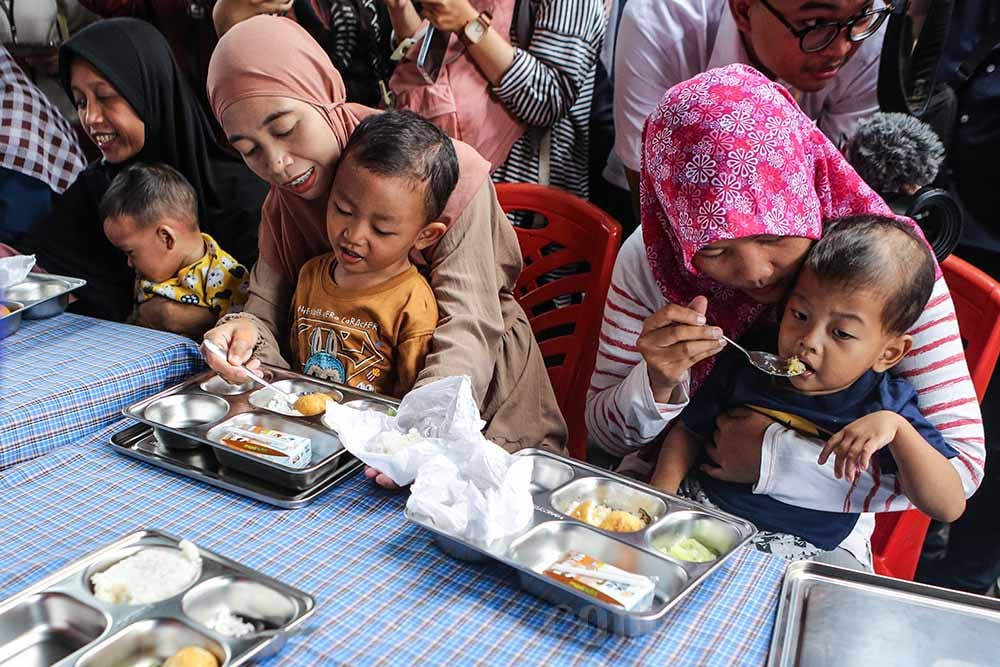  Makan Bergizi Gratis Untuk Balita, Ibu Hamil dan Ibu Menyusui