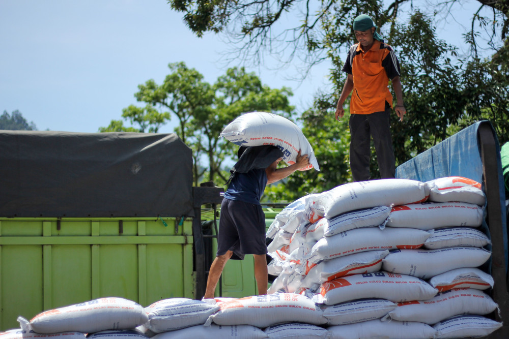  Upaya Bulog Sumbar Lakukan Stabilitas Harga Jelang Imlek