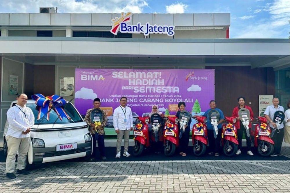  Pensiunan Raih Mobil Listrik dari Bank Jateng Boyolali