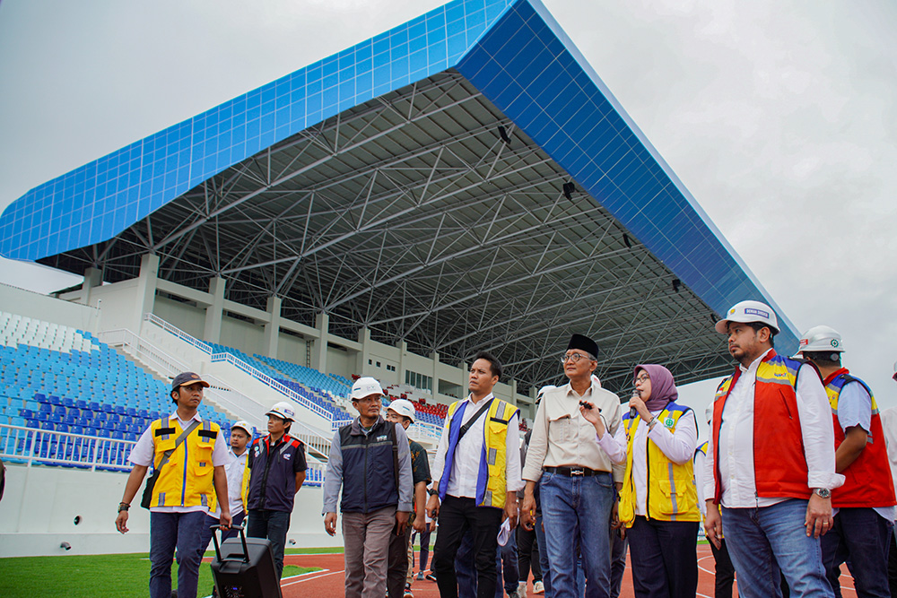  Menteri PU Tinjau Renovasi Stadion Kanjuruhan