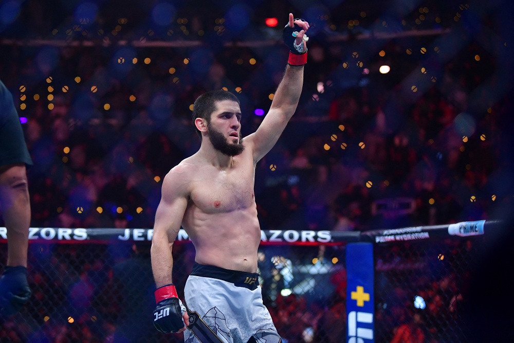  Bekuk Moicano, Islam Makhachev Lewati Rekor Khabib Nurmagomedov