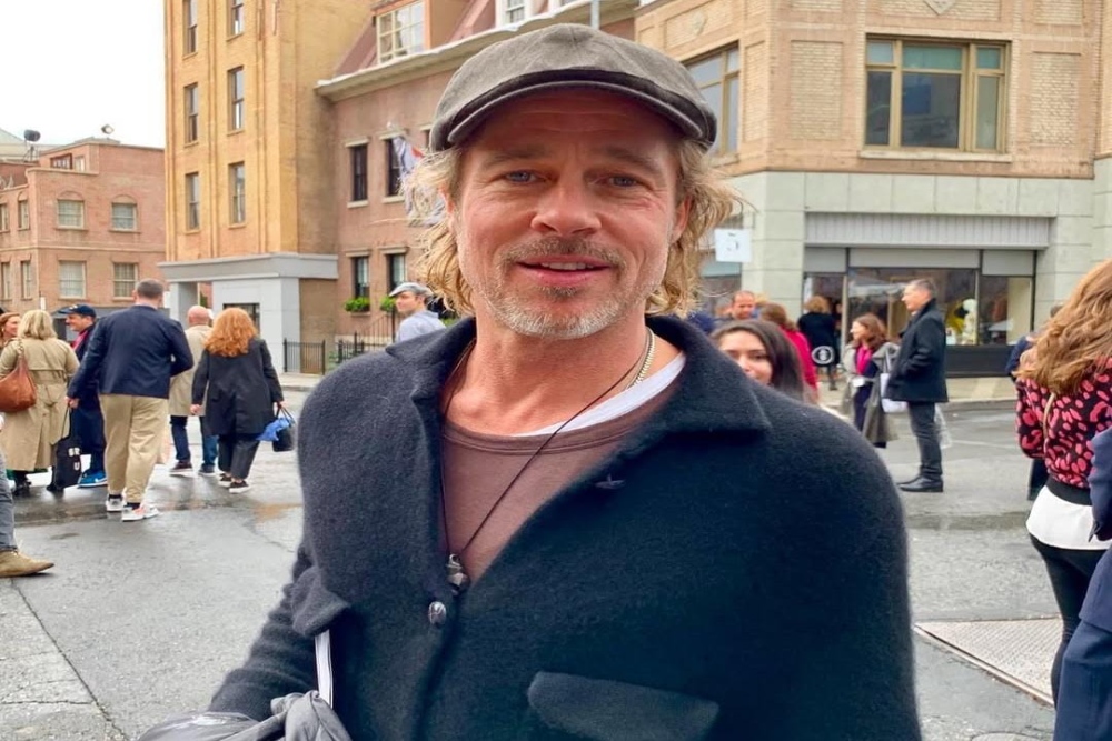  Wanita Prancis Tertipu Brad Pitt Palsu Ciptaan AI, Uang Rp13,9 Miliar Melayang