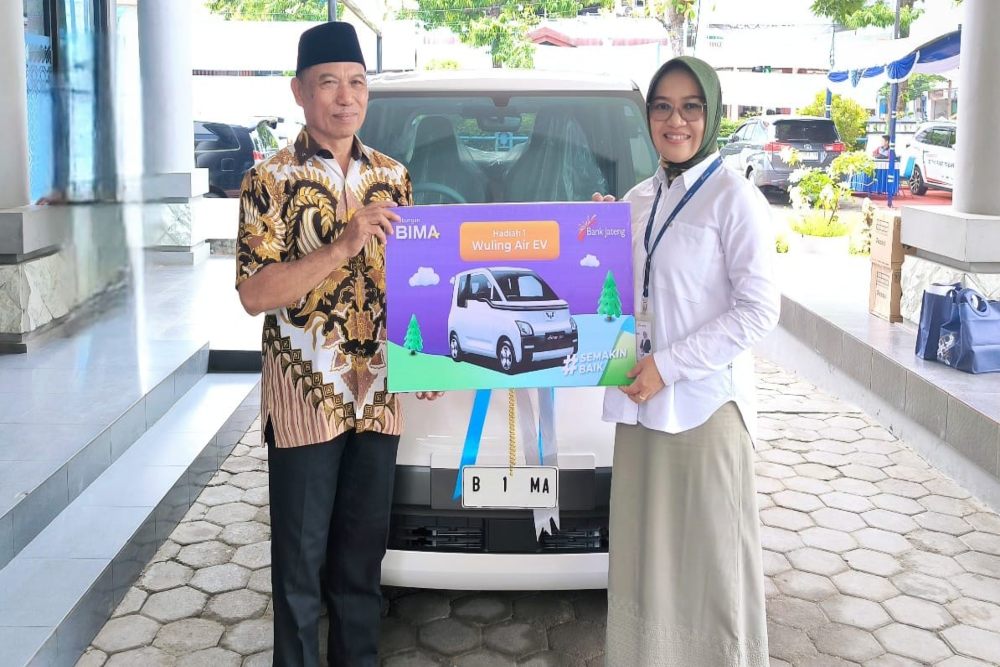  Wakil Ketua DPRD Rembang Raih Mobil Listrik Hadiah Undian Bank Jateng