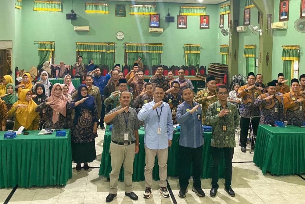  Bank Jateng Jepara Selenggarakan Pelatihan Pelayanan Prima