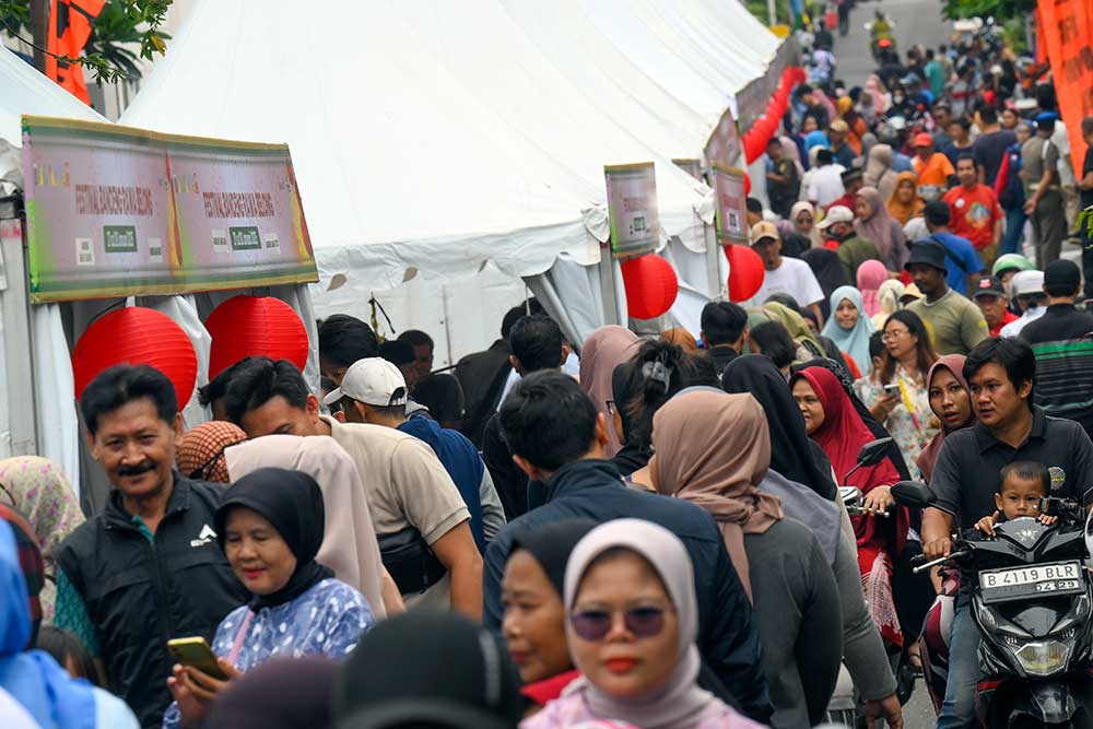  Warga Padati Festival Bandeng Rawa Belong di Jakarta