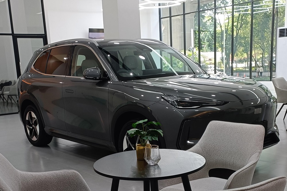  SM Group Resmi Buka Dealer Geely Pertama di Jakarta