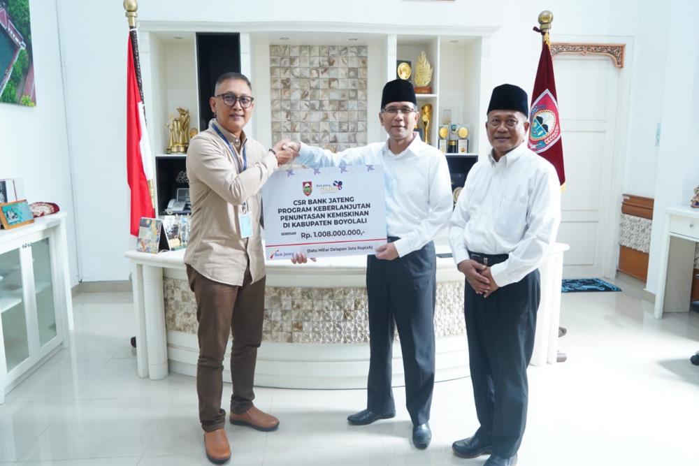  Bank Jateng Cabang Boyolali Salurkan Bantuan CSR