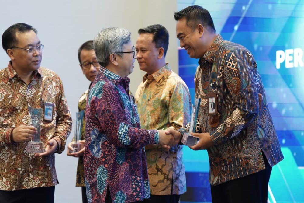  Bank Jateng Raih Penghargaan Mitra Terbaik dalam Pengelolaan Kas Negara Tahun 2024