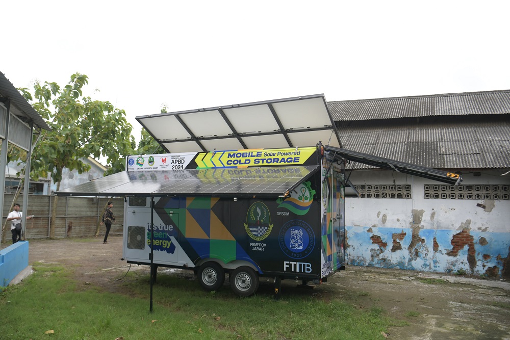  Pemprov Jabar dan ITB Kembangkan Mobile Cold Storage Berbasis Solar Cell