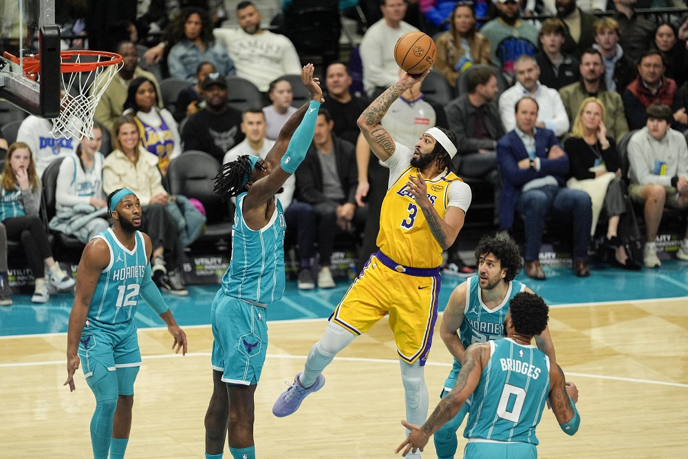  Pertukaran Heboh dengan Luka Doncic, Anthony Davis Pamitan ke Fans Lakers