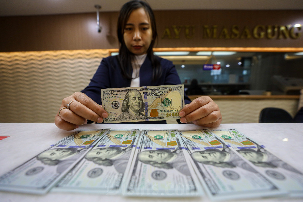  Dolar AS Tertekan di Tengah Ketegangan Tarif dengan China