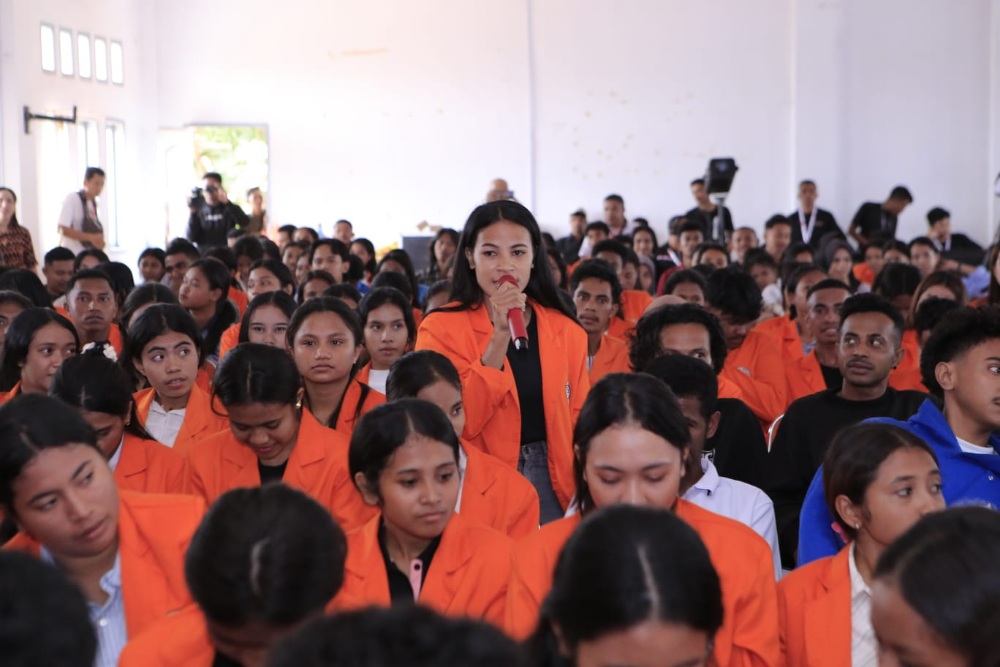  ISAT - Komdigi Tingkatkan Keterampilan Digital Gen Z, Bekal Hadapi Tantangan Global
