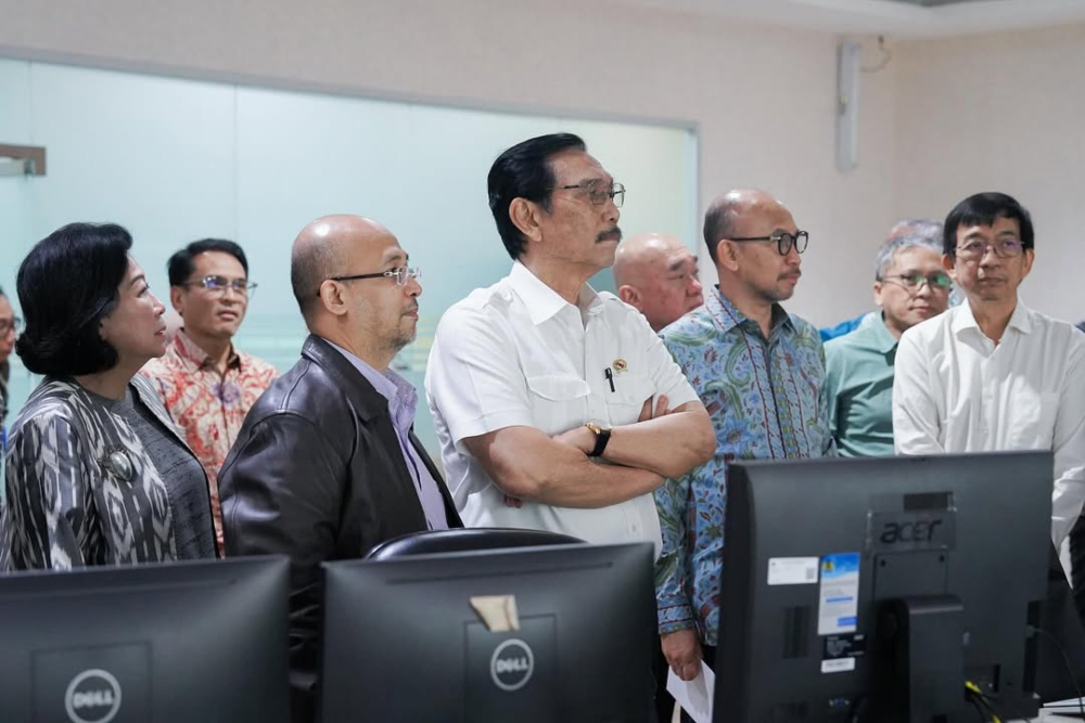  Luhut Cs Masih Pelajari Langkah Indonesia Usai AS Keluar dari Perjanjian Paris