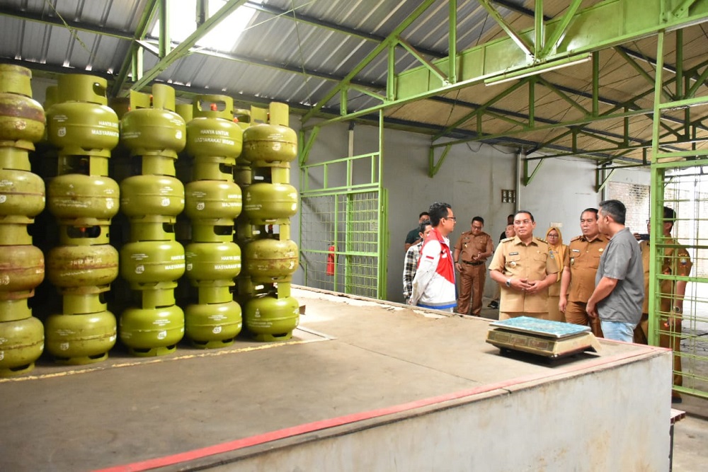 Sidak Pangkalan dan Agen LPG 3 Kg, Ini Temuan Pj Bupati Sumedang
