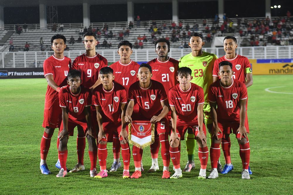 Pemain timnas Indonesia U-20, Dony Tri (sebelah kanan atas)/Antara