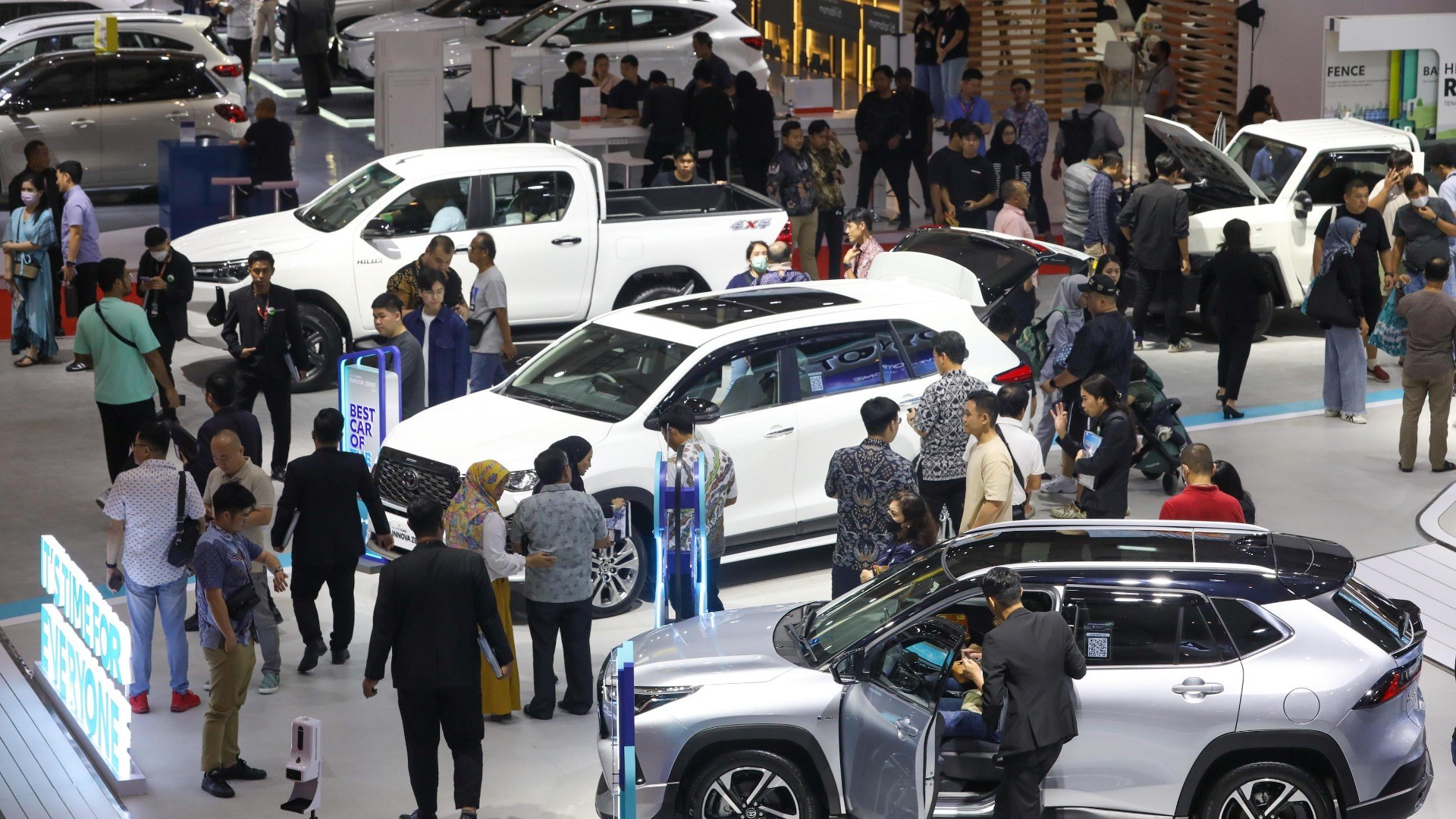  Menanti Tuah IIMS 2025 Kala Penjualan Mobil Awal Tahun Lesu