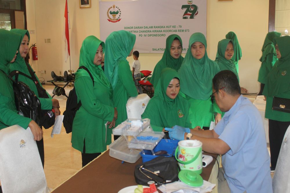  Laras Asri Resort & Spa Selenggarakan Donor Darah Peringati Hari Persit