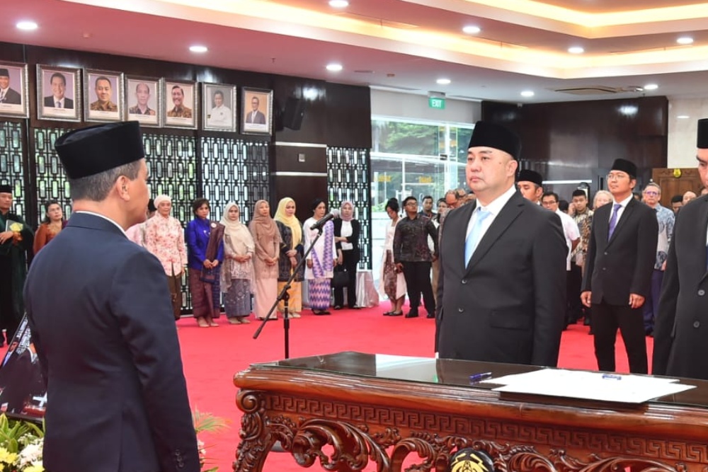  Belum Sebulan Dilantik, Ini Profil Dirjen Migas yang Dinonaktifkan Bahlil