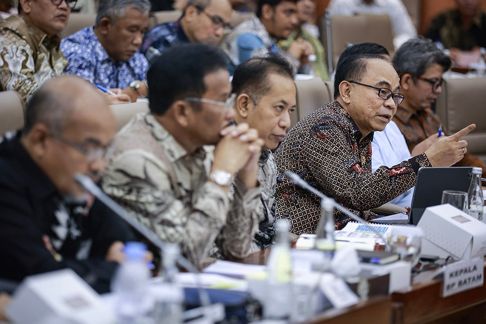  Raker Komisi VI DPR Dengan Menteri Koperasi