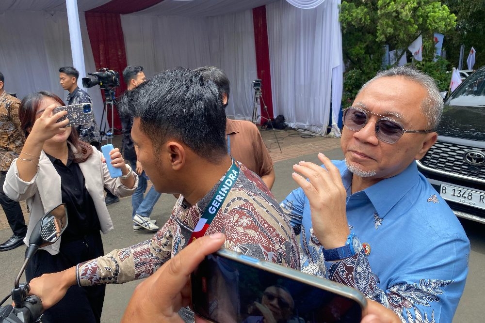  Zulhas Naik Motor ke Hambalang untuk Hadiri Pertemuan KIM Plus