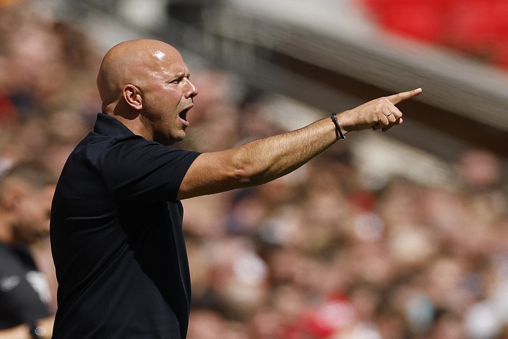  Campur Aduk Perasaan Slot Usai Liverpool Ditahan Imbang Aston Villa