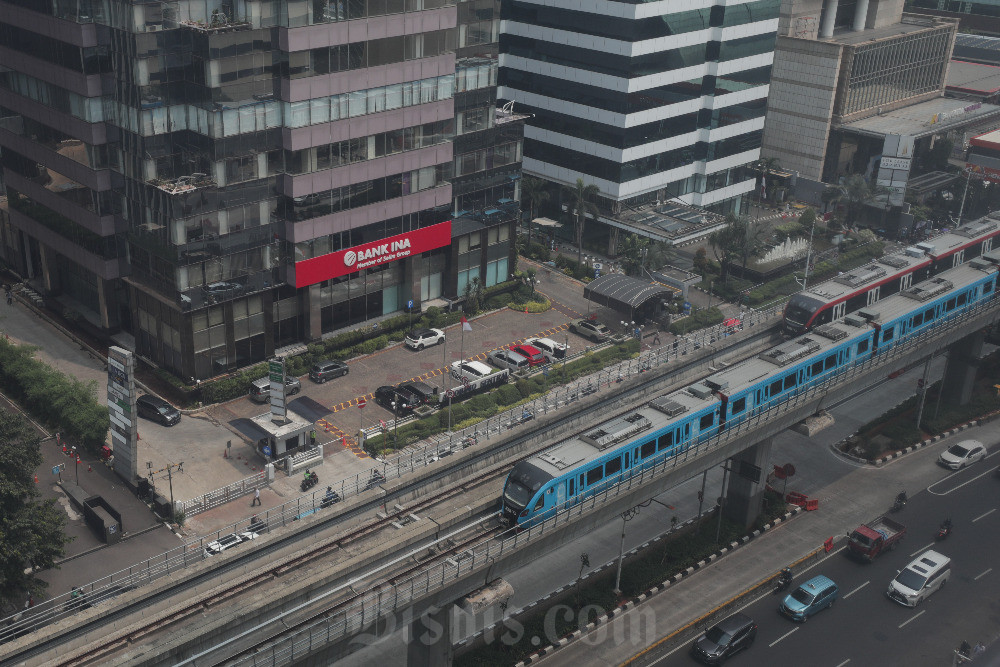  Jumlah Penumpang LRT Jabodebek Menurun, WFH Biang Kerok?